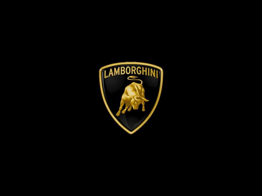 Lamborghini urus 2022 like new 6000 km