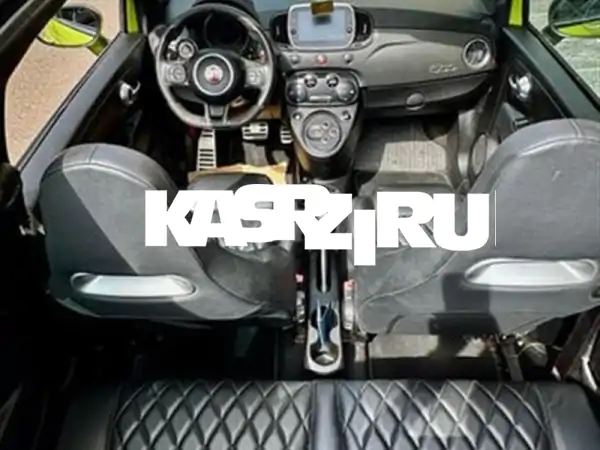 امتلك الإثارة: Abarth 595 Competizione Cabriolet 2022 - أداء لا يُضاهى بسعر حصري!