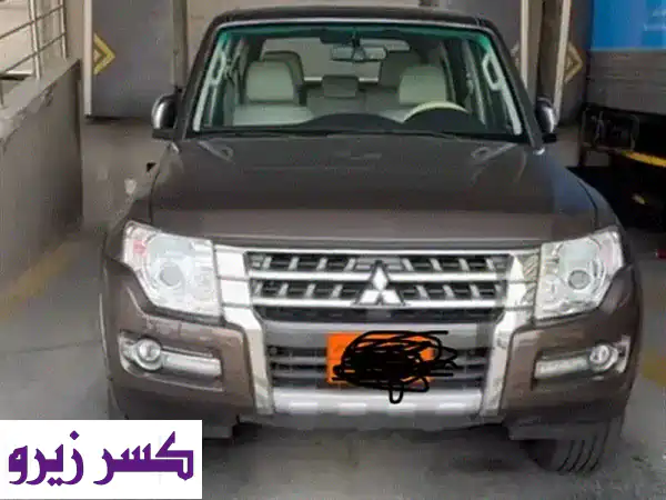 ميتسوبيشي باجيرو 2022 GLS بني | عداد 10,300 كم فقط |...