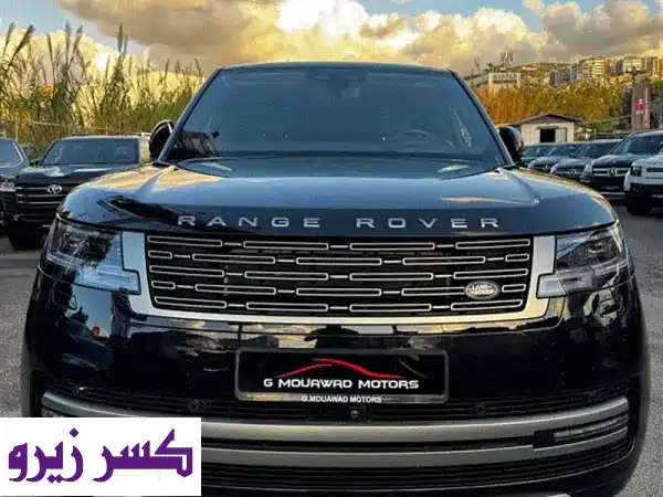 امتلك الفخامة المطلقة: لاند روفر فوج HSE P530 2022 أسود...