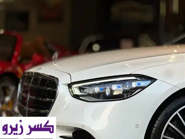 مرسيدس S500 2022 وكالة البحرين: 32 ألف كم فقط، تحت الضمان، فل أوبشن، جلد تان!