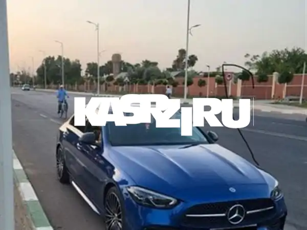 مرسيدس-بنز C300 de هايبرد 2022 AMG Line: فخامة وأداء لا يضاهى (60 ألف كم)