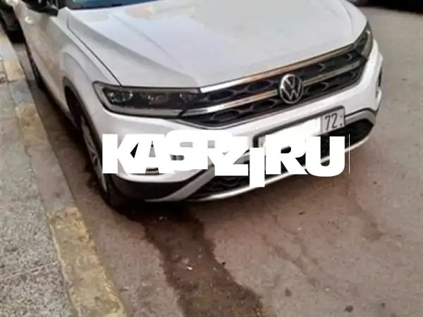 حصرياً: فولكس فاجن T-Roc 2022 ديزل أوتوماتيك | سقف...