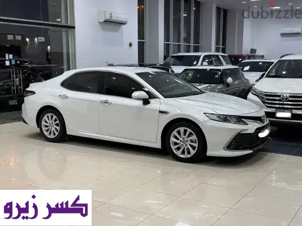فرصة ذهبية: تويوتا كامري GLE 2022 أبيض بحالة الوكالة |...