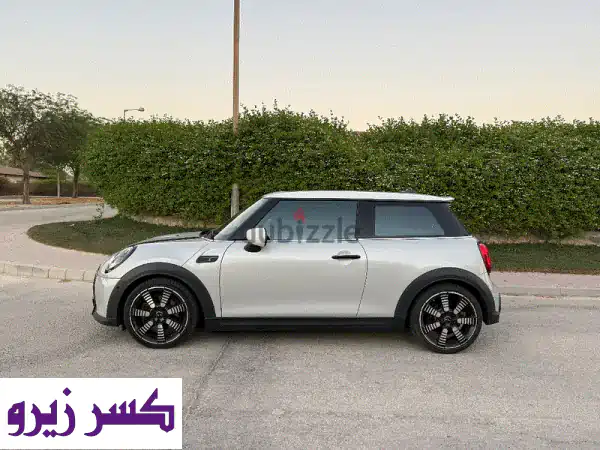 MINI Cooper S 2022 فضية للبيع: أناقة، أداء، وضمان ممتد حتى...