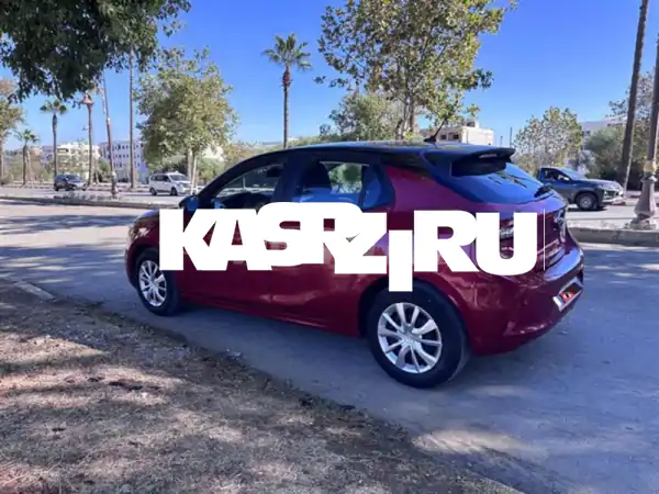 فرصة ذهبية: أوبل كورسا 2022 بنزين يدوية للبيع في فاس...