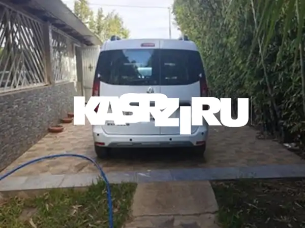 رينو إكسبريس 2022 للبيع: سيارة عملية واقتصادية بحالة ممتازة! 🚗