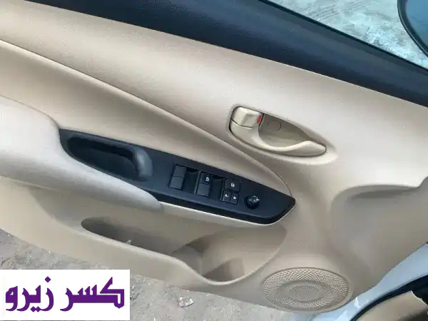 فرصة ذهبية: تويوتا يارس 2022 بيضاء كالجديدة -...
