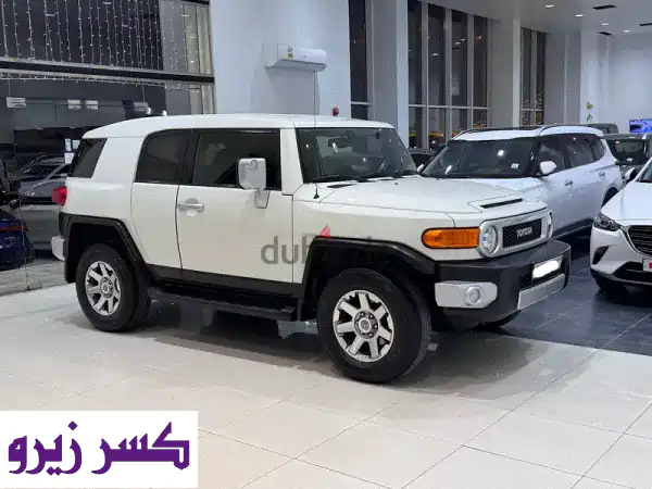 تويوتا FJ Cruiser 2022 بيضاء -  سعر مغرٍ!  (68250 كم فقط!)