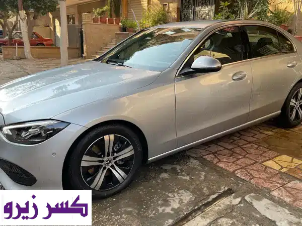 مرسيدس بنز C200 أفانتغارد 2022 - كالجديدة! 20,000 كم فقط!