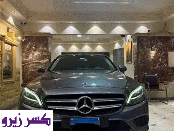 مرسيدس بنز C180 موديل 2022 - فاخرة، تقسيط، وعرض لا يُفوّت!