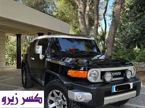 تويوتا FJ Cruiser 2022 - أسود، فل أوبشن، بحالة ممتازة! (فرصة ذهبية)