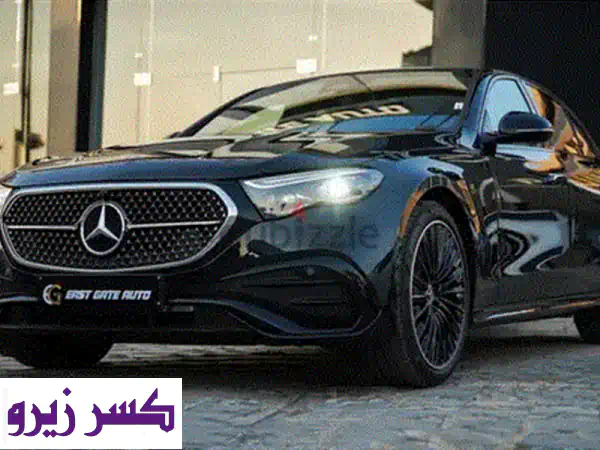 مرسيدس بنز E200 2022 - تصميم ديزينو ثنائي اللون الفريد! فرصة ذهبية من ايست جيت اوتو