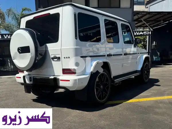 مرسيدس G63 AMG 2022 بيضاء - تجربة قيادة لا تُنسى!