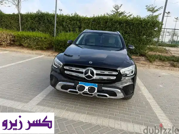 مرسيدس بنز GLC 250/200 2022 -  فرصة ذهبية!  (51 ألف كم فقط -...