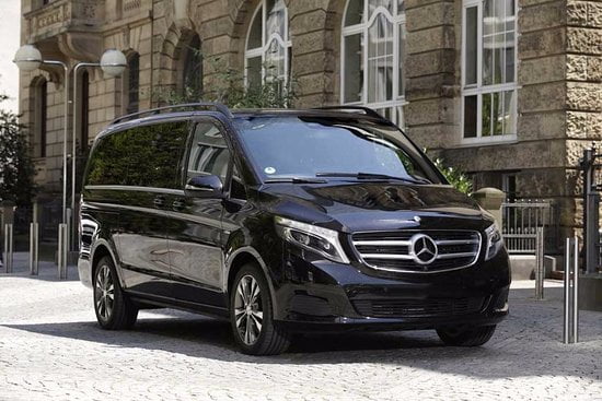 Mercedes Viano Rental in Egypt – Comfort, Luxury & Professional Service