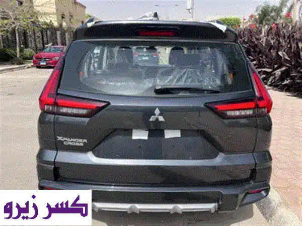 ميتسوبيشي إكسباندر كروس 2025 زيرو: رفاهية 7 راكب | أعلى فئة | القاهرة