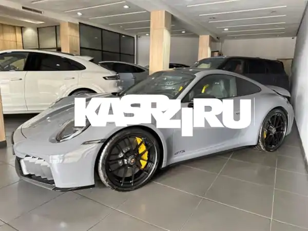 بورشه 911 كاريرا 4 GTS 2025: تحفة هندسية جديدة...