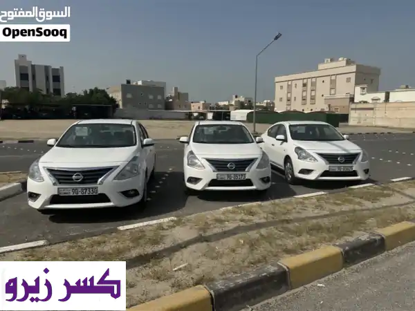 للبيع ⁦3⁩ سيارات نيسان صني وكاله عداد أصفار