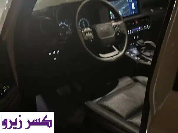 تويوتا برادو 2025 فل كامل للبيع بالشارقة | نظيفة جداً | 26 ألف كم | فرصة ذهبية