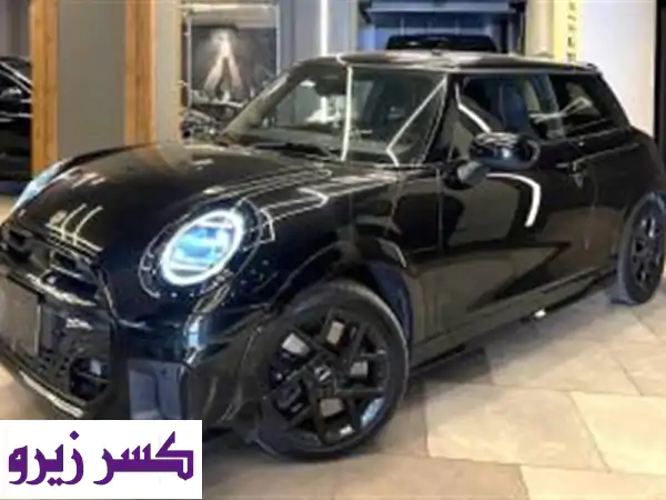 امتلك الأسطورة: ميني كوبر كوبيه JCW 2026 - أسود ملكي...
