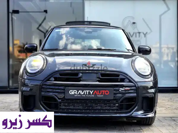 ميني كوبر S JCW 2025 الأسطورية: كالزيرو، فبريكة...