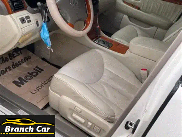 للبيع لكزس ls 430 فل الترا موديل 2004. اللون الخارجي أبيض لؤلؤي والداخلي بيج، من الوكالة. المحرك ...