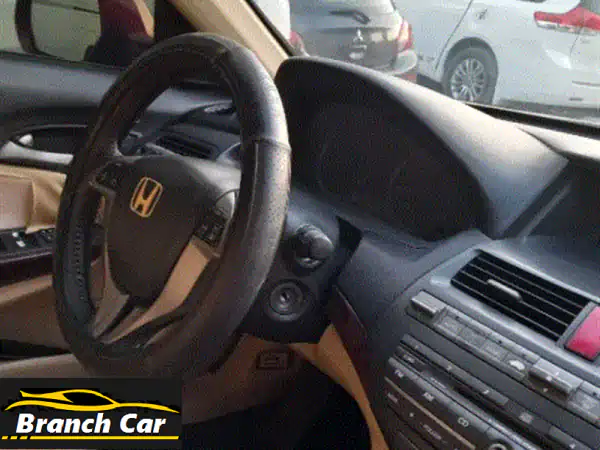 للبيع على وجه السرعة، هوندا أكورد بحالة جيدة. استعمال امرأة. بسعر لقطة 6500 درهم. سيتم عمل حيازة ...