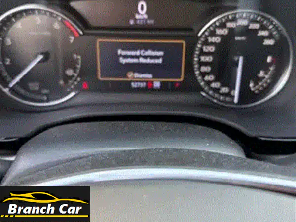 كاديلاك xt5 موديل 2022، سيارة بحالة الوكالة وتحت ضمان وكالة الكندي. ممشى السيارة 51,000 كم. السيارة