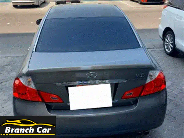 للبيع انفينيتي m35 موديل 2008 في أبوظبي، المالك الثاني. المواصفات: محرك 6 سلندر، صالون سيدان يتسع ..