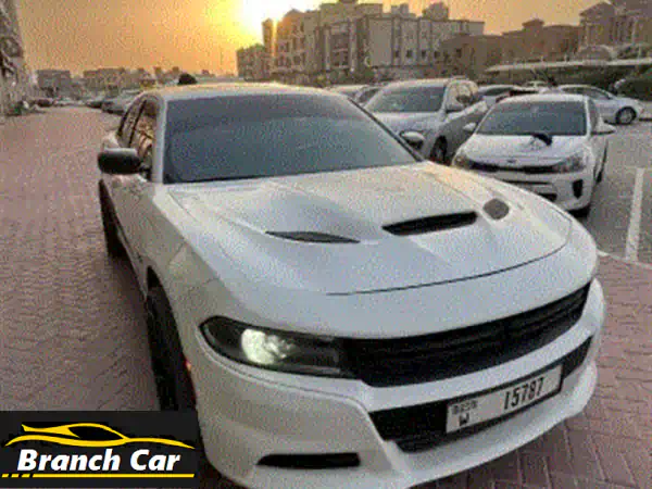 سيارة دودج تشارجر موديل 2015 وارد كندا بحالة ممتازة لا تحتاج مصروف وعالفحص.