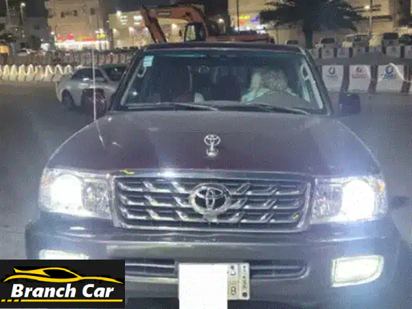 لاند كروزر جيب (جي إكس أر) 2001 أوتوماتيك فل كامل، مع فتحة سقف. ما شاء الله، المحرك والجير والمكيف .