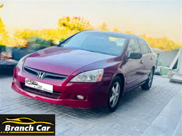 هوندا أكورد 2005، عداد 315,000 كم. السعر 950 دينار بحريني. الفحص والدفع والتأمين حتى نوفمبر 2026. ..